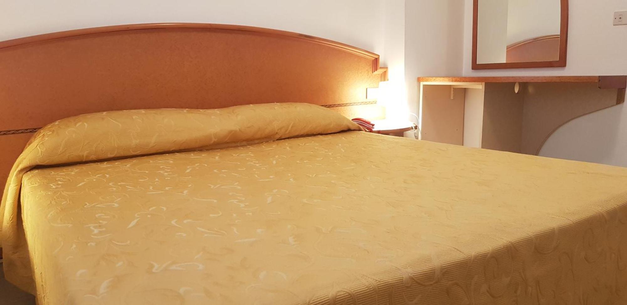 Hotel Monaco - Parcheggio Incluso Min 2 Gg Milano Marittima Extérieur photo