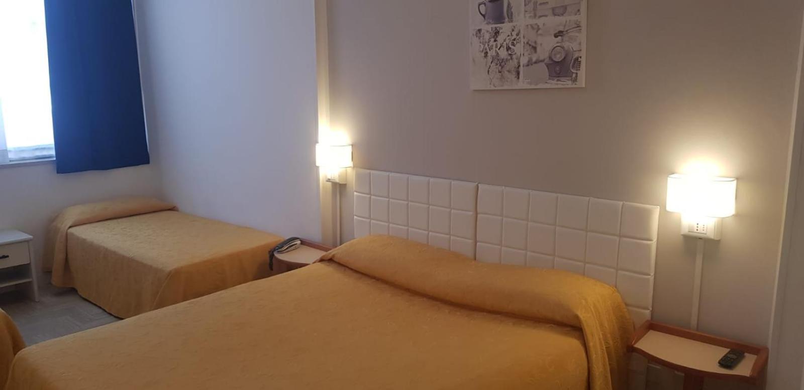 Hotel Monaco - Parcheggio Incluso Min 2 Gg Milano Marittima Chambre photo